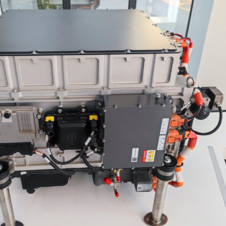 Máy phát điện hydro pin nhiên liệu PEM làm mát bằng chất lỏng 60kW với độ tinh khiết hydro 99,99%